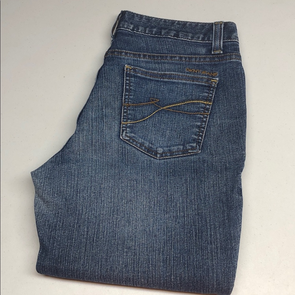 VINTAGE DKNY HIGH-RISE BOOTCUT JEANS 8/29x32 ⭐️